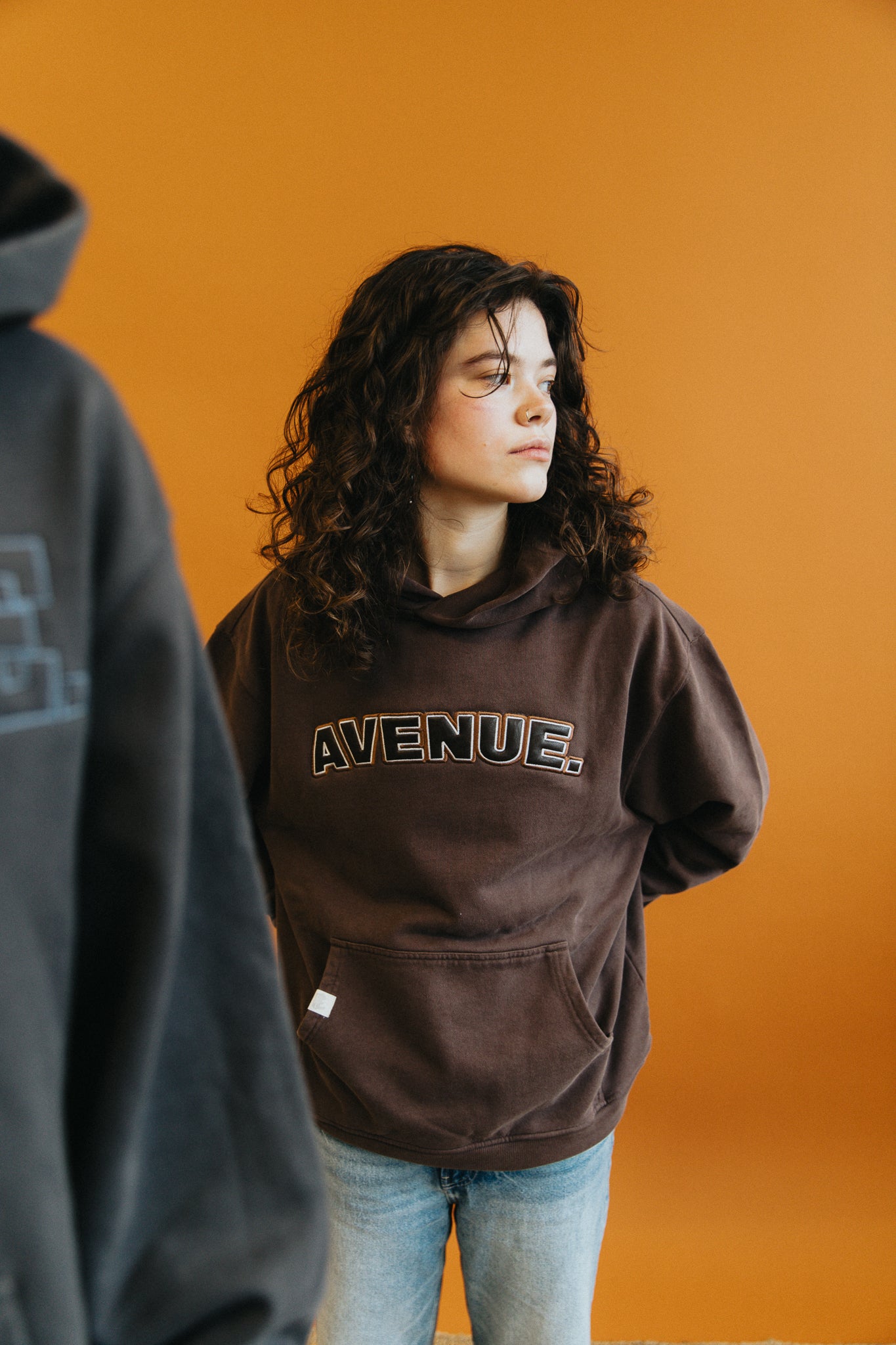 Avenue Hoodie Appliqué Cuir Brown