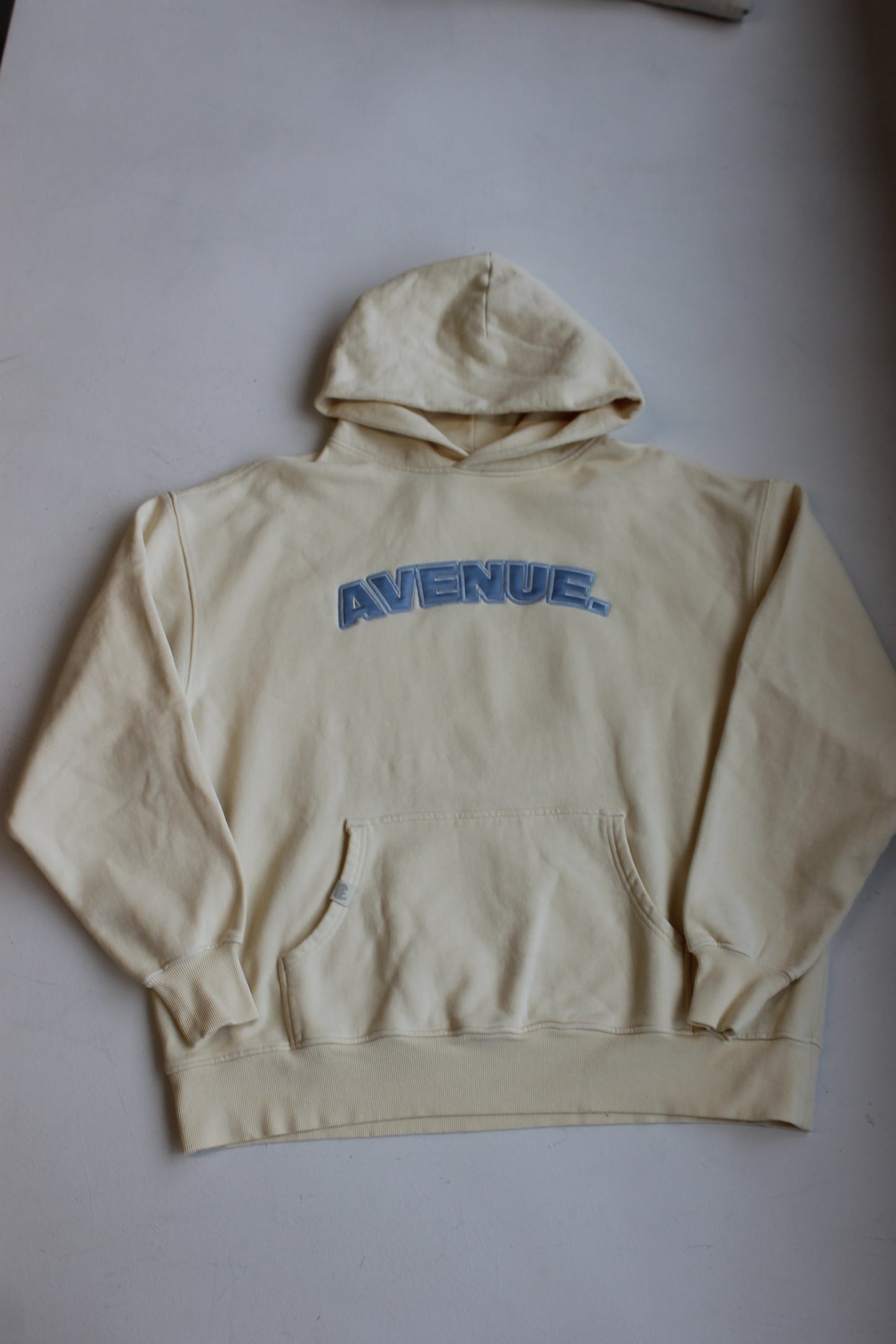 Avenue Satin Hoodie Appliqué